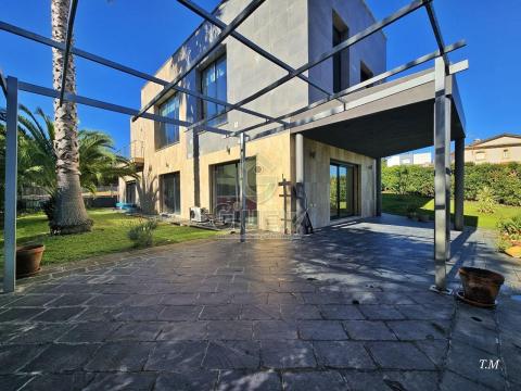 Magnífica vivienda en Ceres Golf
